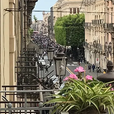 Papali B&B 카타니아