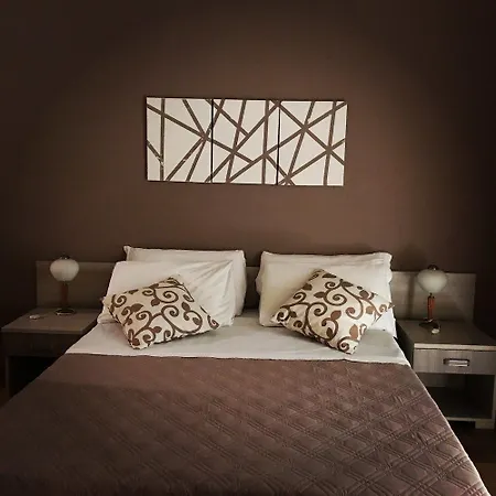 Bed and Breakfast Papali 3*