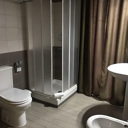 Papali Nocleg ze śniadaniem 4*