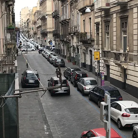 Papali Nocleg ze śniadaniem Katania
