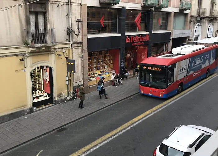 Alojamento de Acomodação e Pequeno-almoço Papali Catânia
